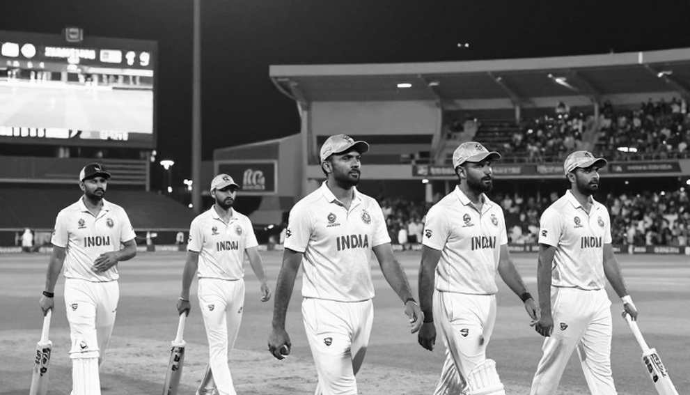 খালি ফাইল, ভরা স্টেডিয়াম: যখন ক্রিকেটের প্রমাণ-প্যাকেট শূন্য ফিরে আসে